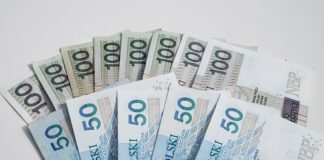 Ile zarabia przeciętny Polak netto?